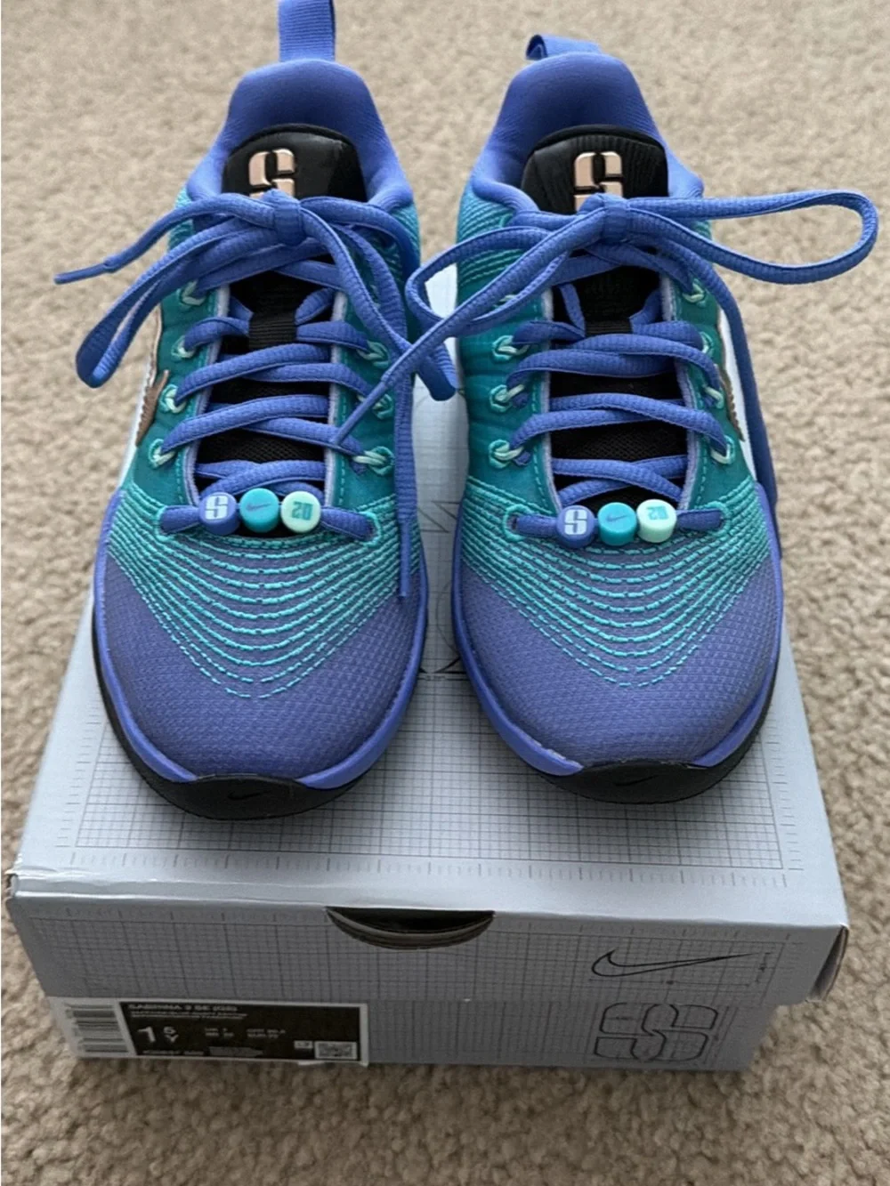 Nike Sabrina 3 SE Basketball Shoes, Youth 1.5Y, New in Box, Color: Saphirre/Cact
